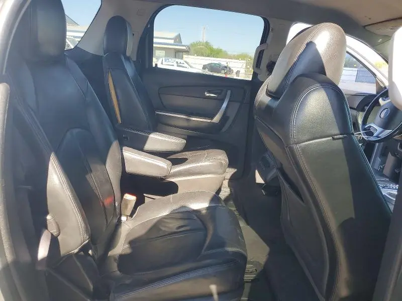 2011 GMC ACADIA SLT-1  