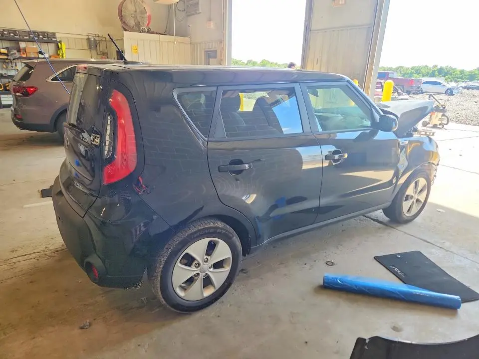 2016 KIA SOUL   
