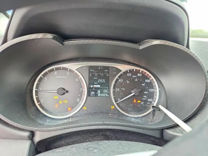 2020 NISSAN VERSA S  