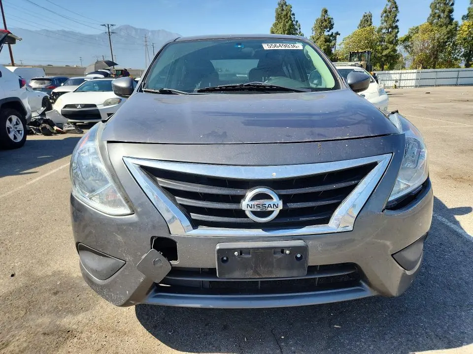 2019 NISSAN VERSA SV  