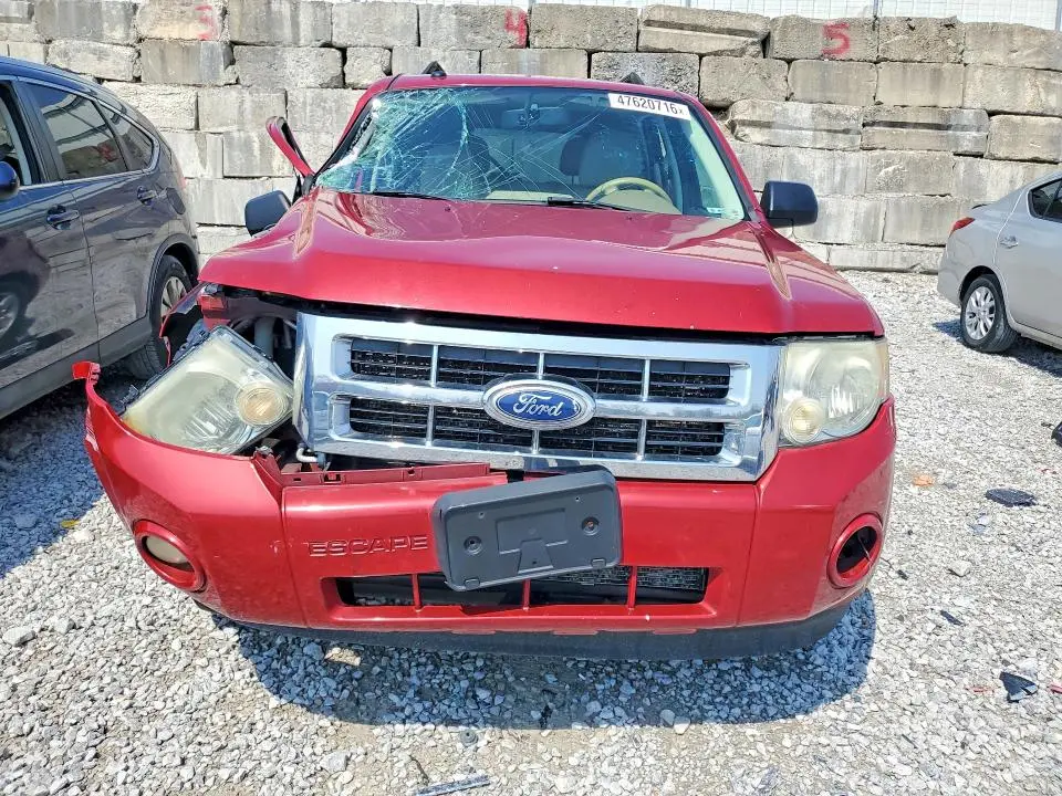 2011 FORD ESCAPE XLT  