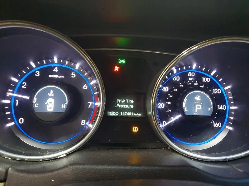 2011 HYUNDAI SONATA GLS  