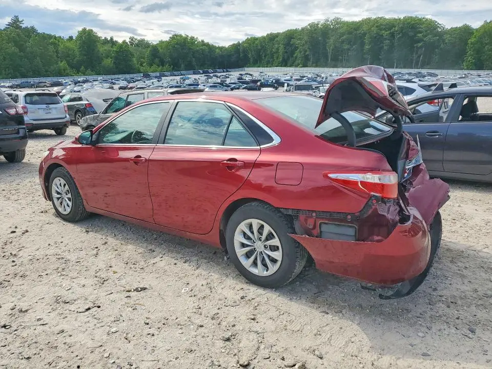 2016 TOYOTA CAMRY LE  