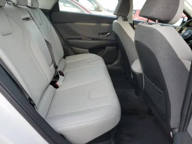 2022 HYUNDAI ELANTRA LIMITED