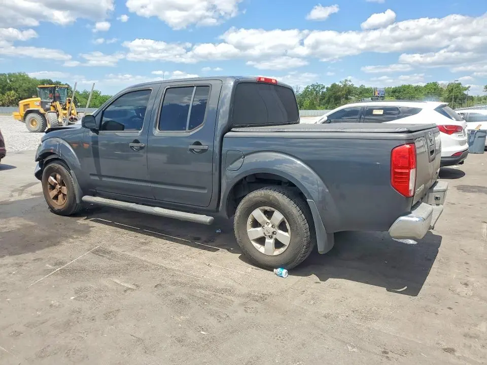 2010 NISSAN FRONTIER SE V6  