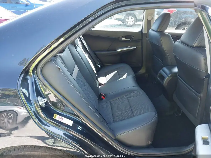 2014 TOYOTA CAMRY SE