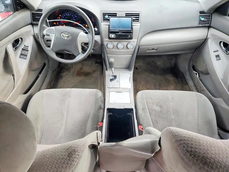 2011 TOYOTA CAMRY LE  