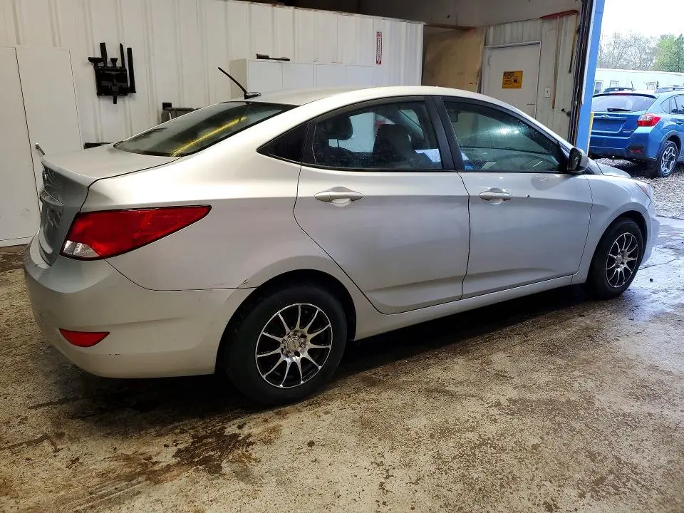2015 HYUNDAI ACCENT GLS  