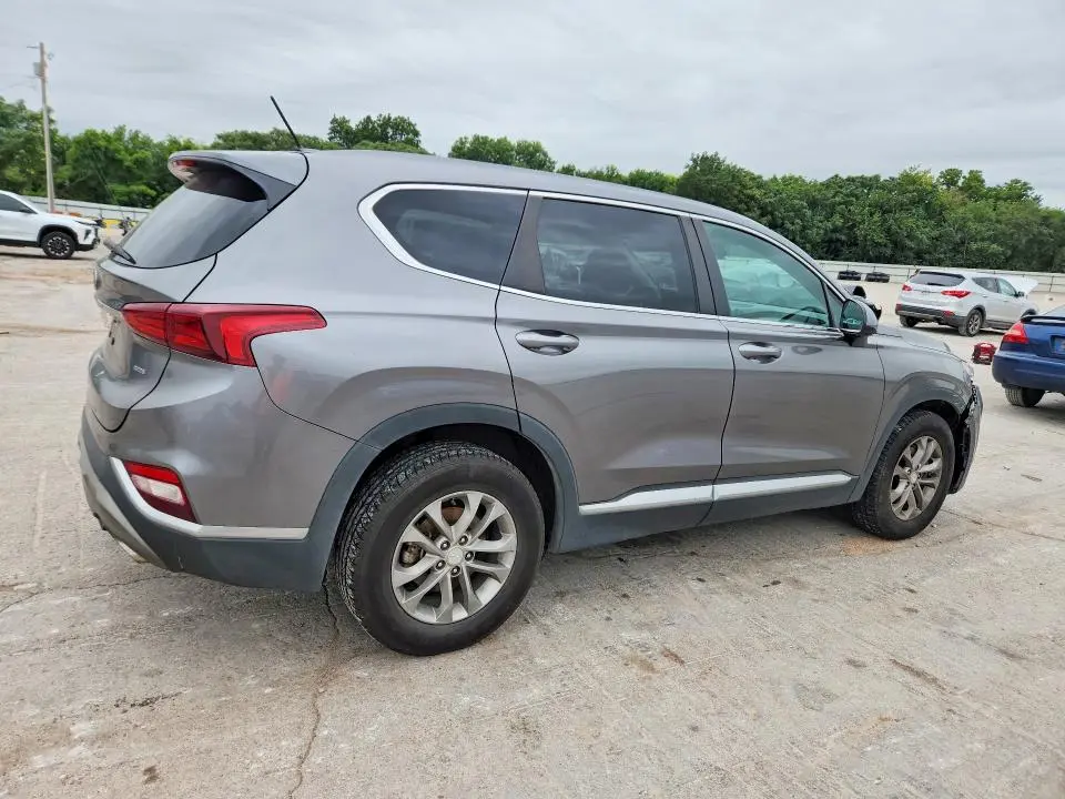 2020 HYUNDAI SANTA FE SE  