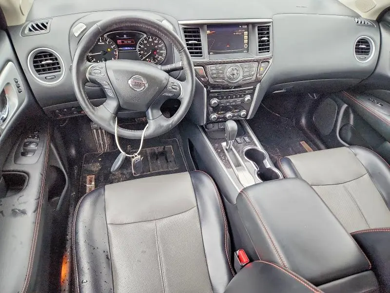 2020 NISSAN PATHFINDER SL  