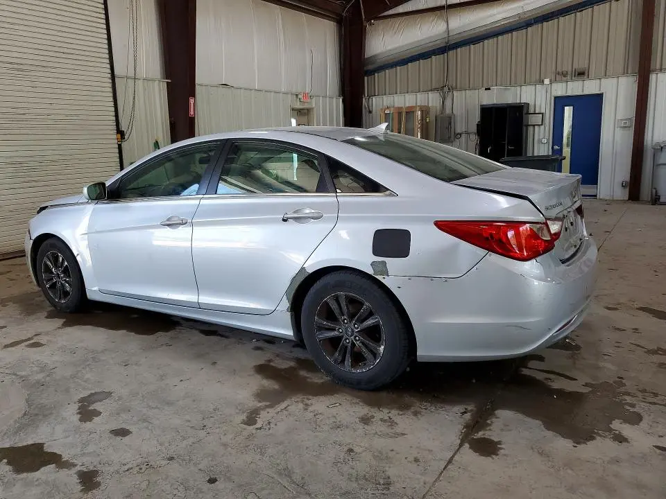2011 HYUNDAI SONATA GLS  