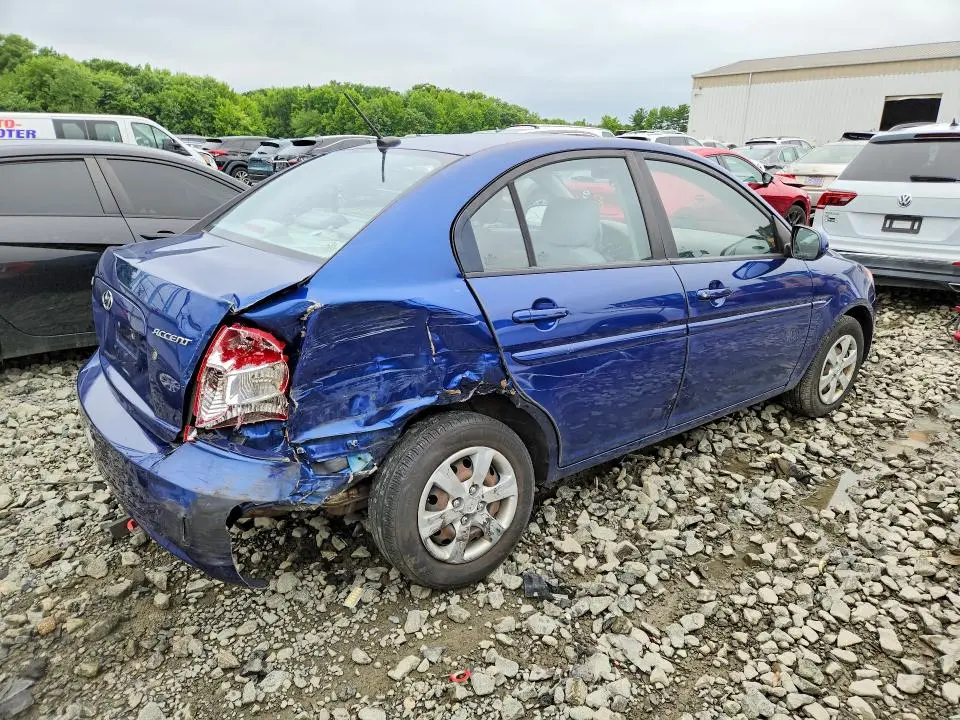 2010 HYUNDAI ACCENT GLS  