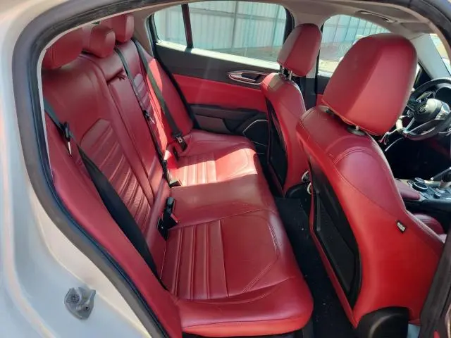 2017 ALFA ROMEO GIULIA TI  