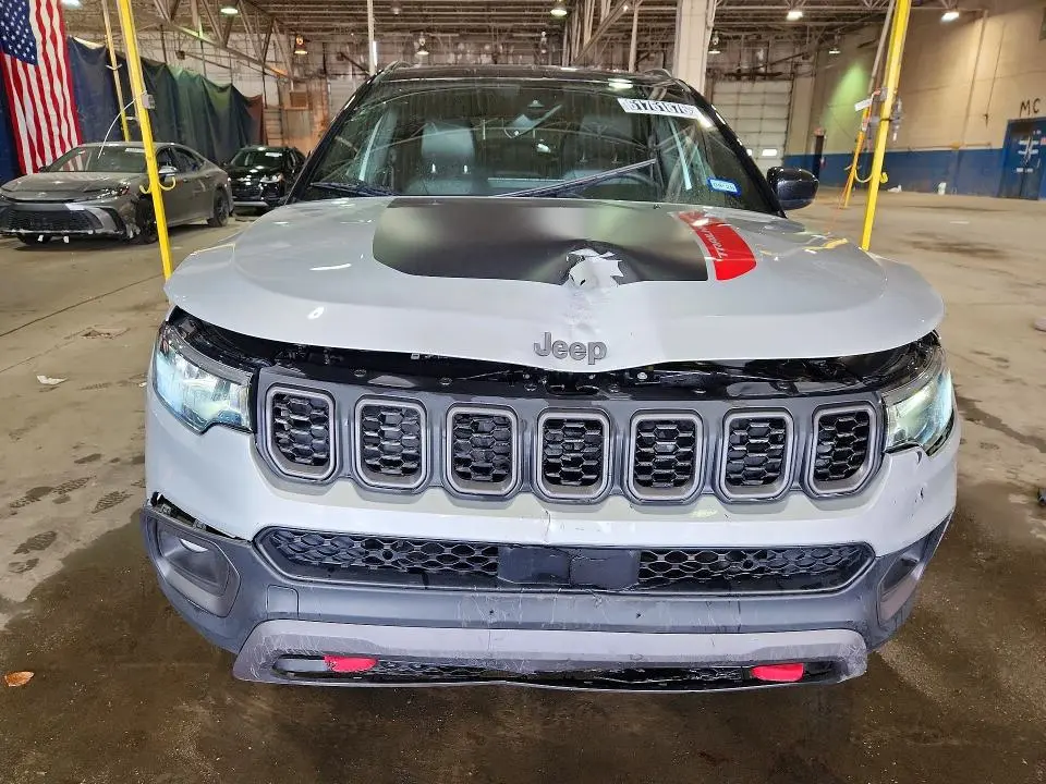 2025 JEEP COMPASS TRAILHAWK  