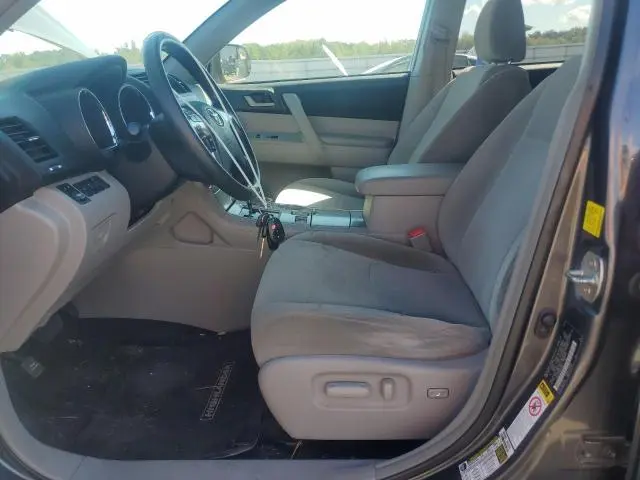 2011 TOYOTA HIGHLANDER BASE  