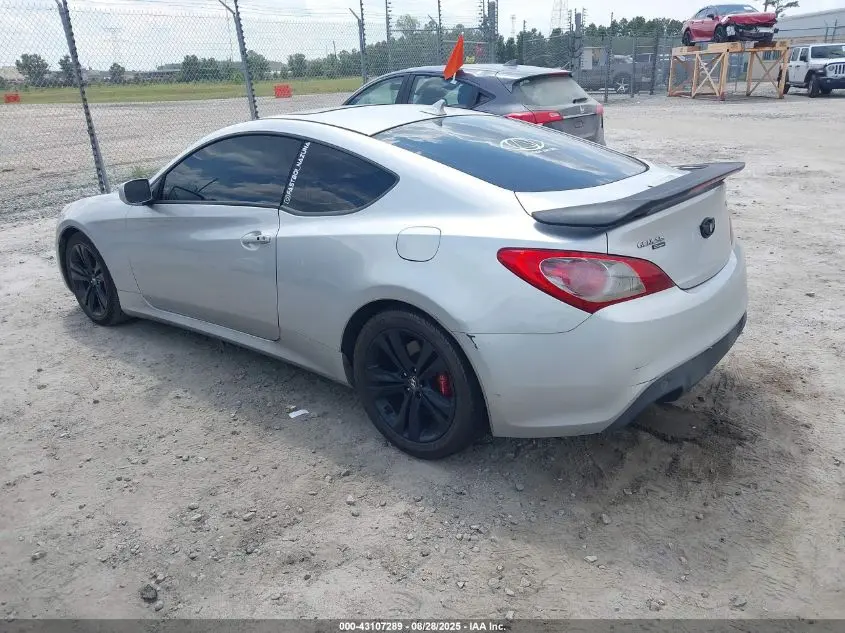 2010 HYUNDAI GENESIS  