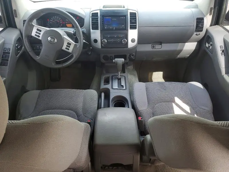 2013 NISSAN FRONTIER S  