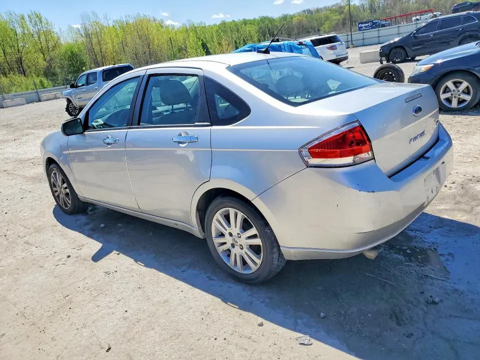 2010 FORD FOCUS SEL  