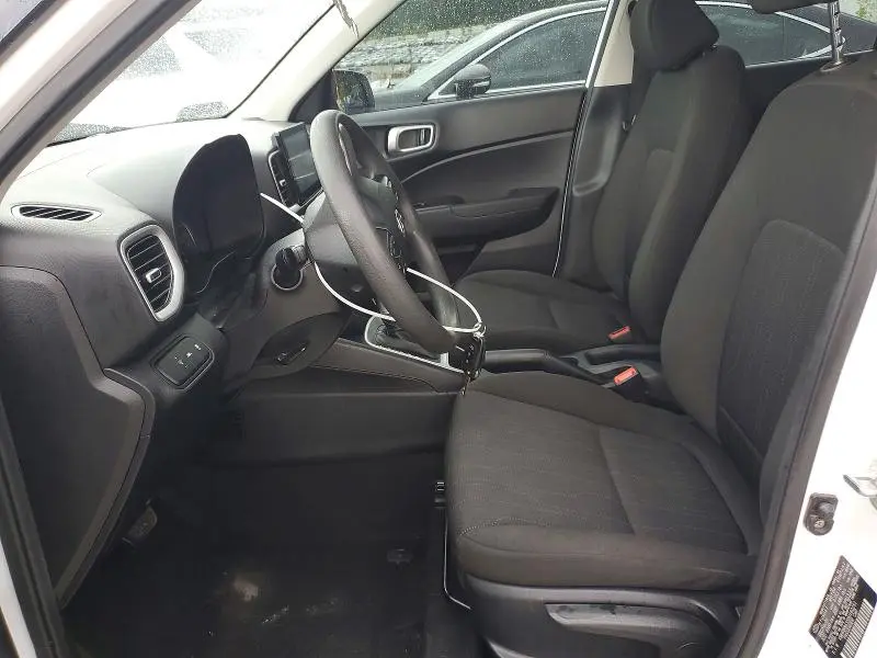 2022 HYUNDAI VENUE SE  