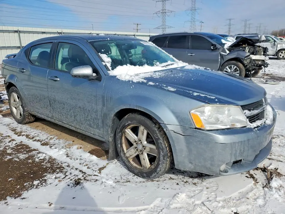 2010 DODGE AVENGER R  