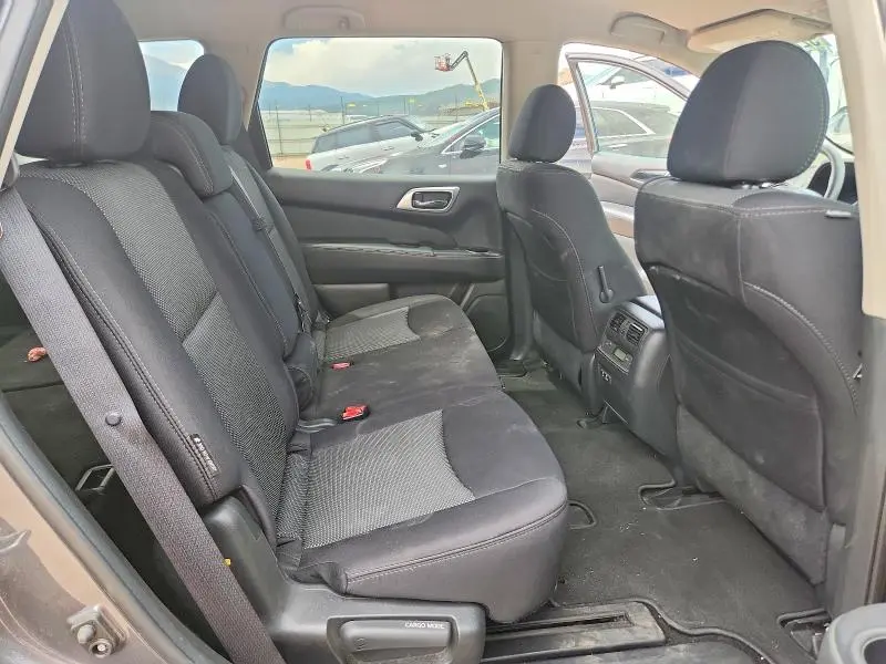 2019 NISSAN PATHFINDER S  