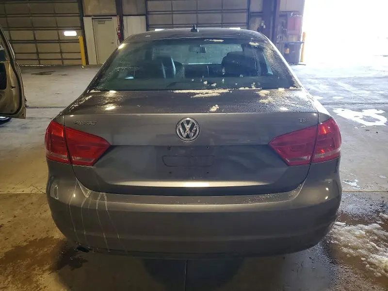 2014 VOLKSWAGEN PASSAT S  