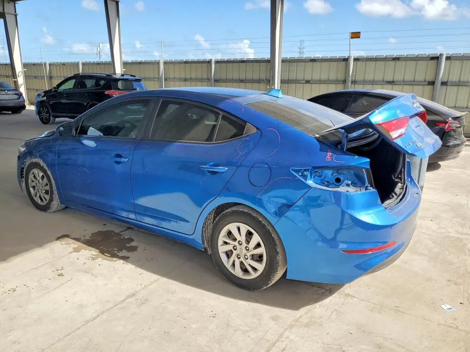 2017 HYUNDAI ELANTRA SE  