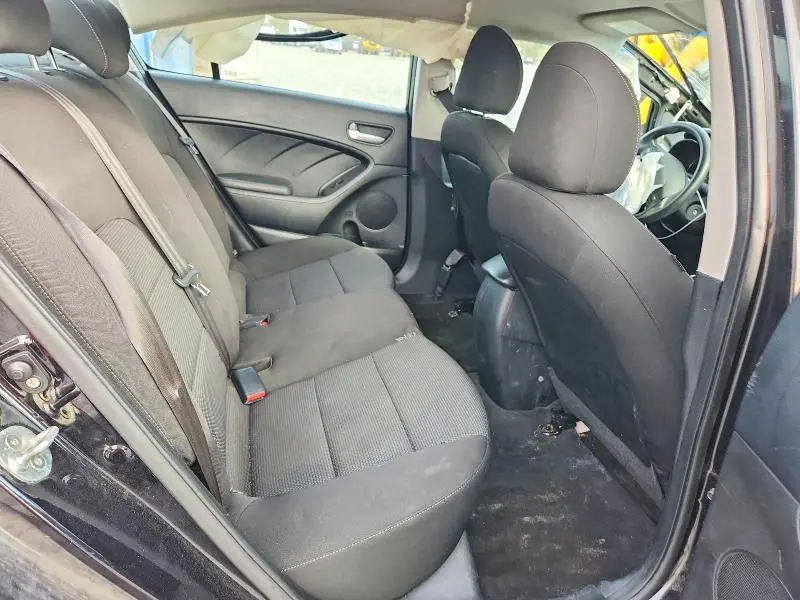 2017 KIA FORTE LX