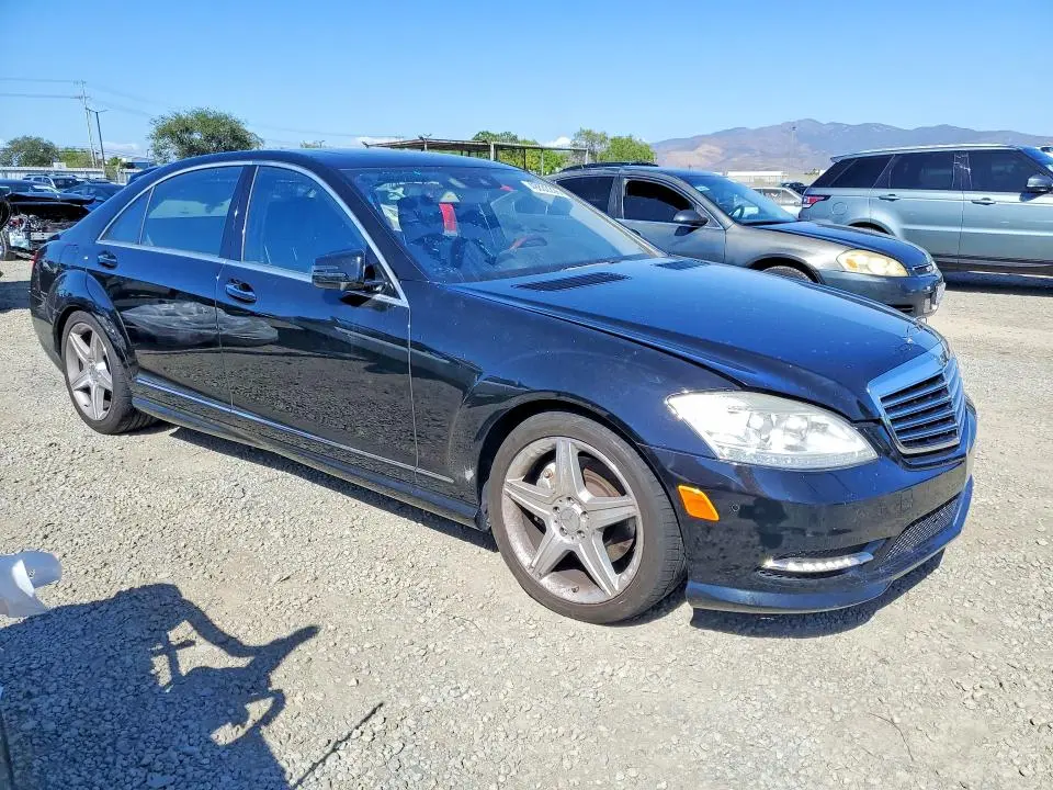2011 MERCEDES-BENZ S 550  