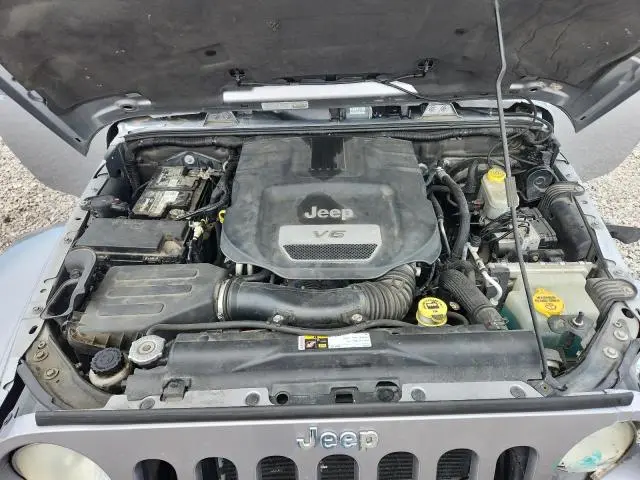 2014 JEEP WRANGLER SAHARA  