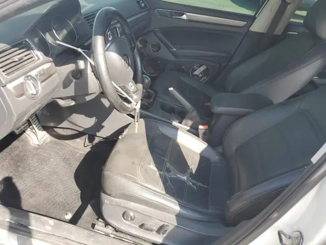 2017 VOLKSWAGEN PASSAT R-LINE