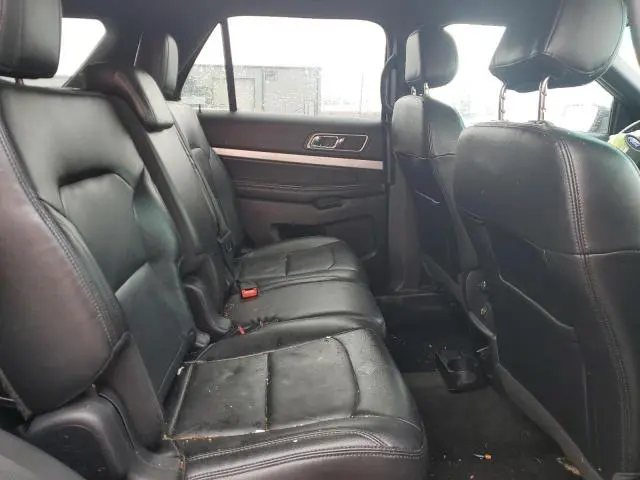 2016 FORD EXPLORER XLT  