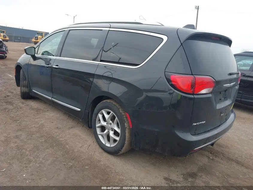 2017 CHRYSLER PACIFICA TOURING-L PLUS