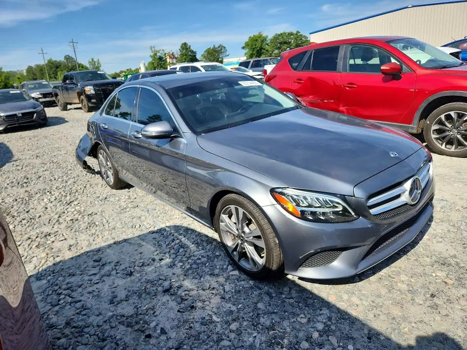 2019 MERCEDES-BENZ C 300  
