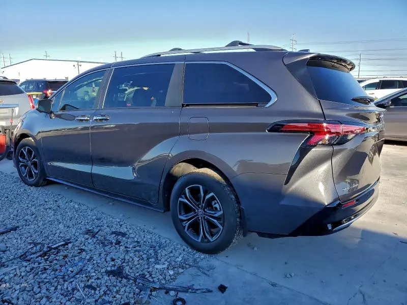 2025 TOYOTA SIENNA LIMITED  