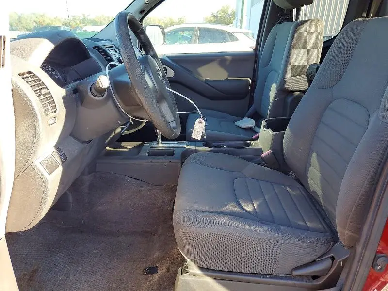 2010 NISSAN FRONTIER XE  