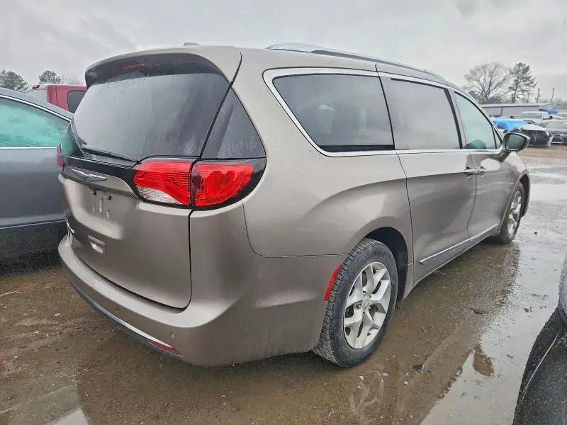 2017 CHRYSLER PACIFICA TOURING L PLUS  
