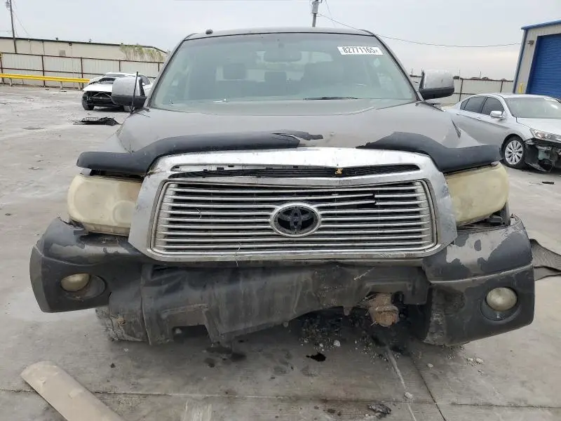 2010 TOYOTA TUNDRA CREWMAX LIMITED  