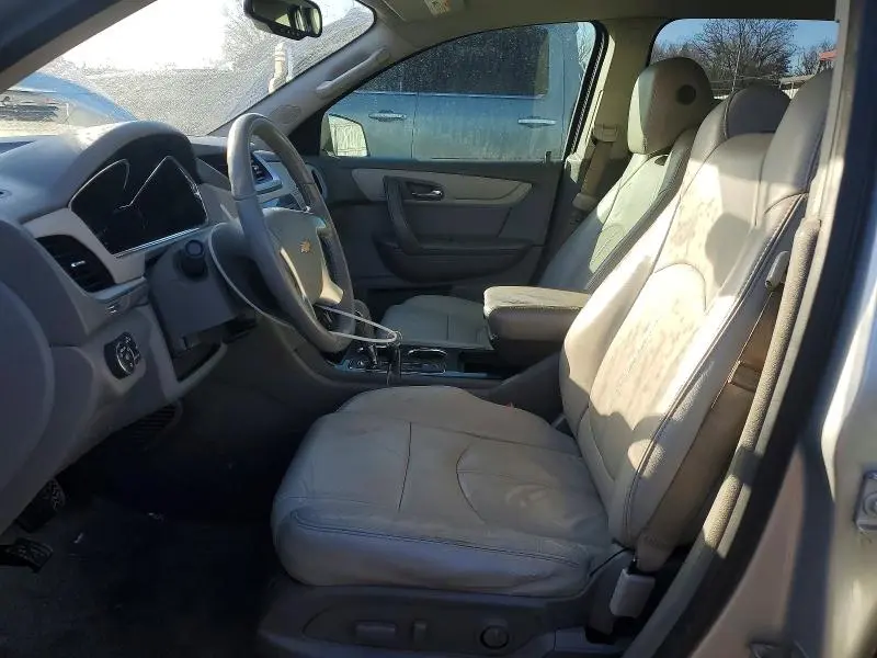 2015 CHEVROLET TRAVERSE LT  