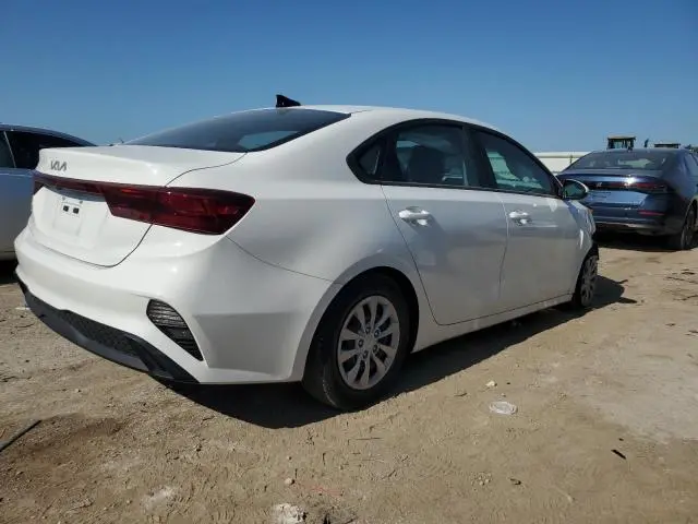 2022 KIA FORTE FE  