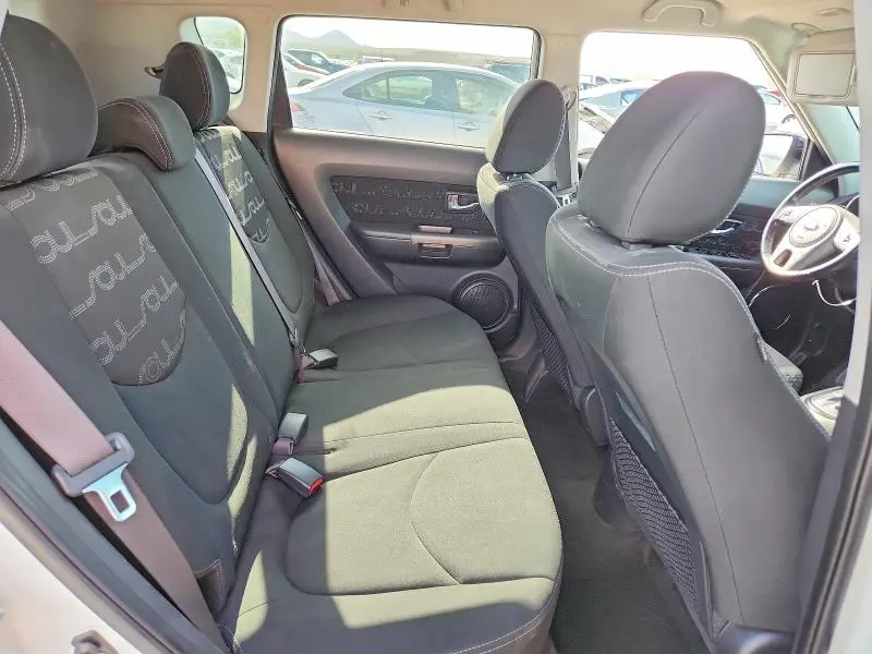 2013 KIA SOUL +  