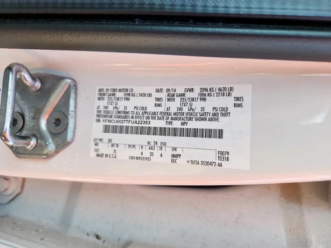2015 FORD ESCAPE SE  