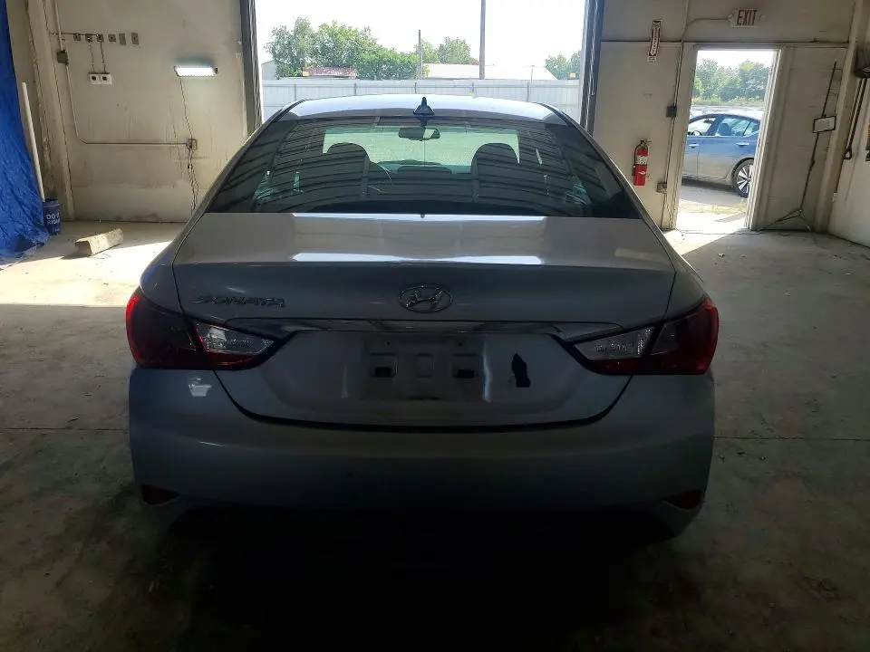 2014 HYUNDAI SONATA GLS  