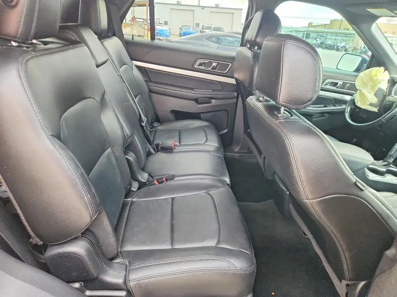 2017 FORD EXPLORER XLT  