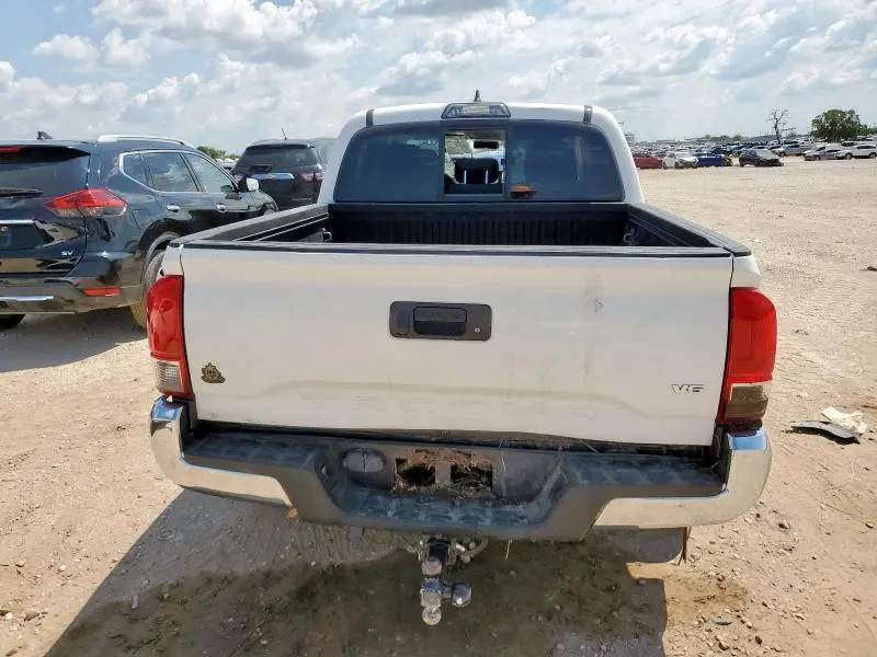 2016 TOYOTA TACOMA DOUBLE CAB  
