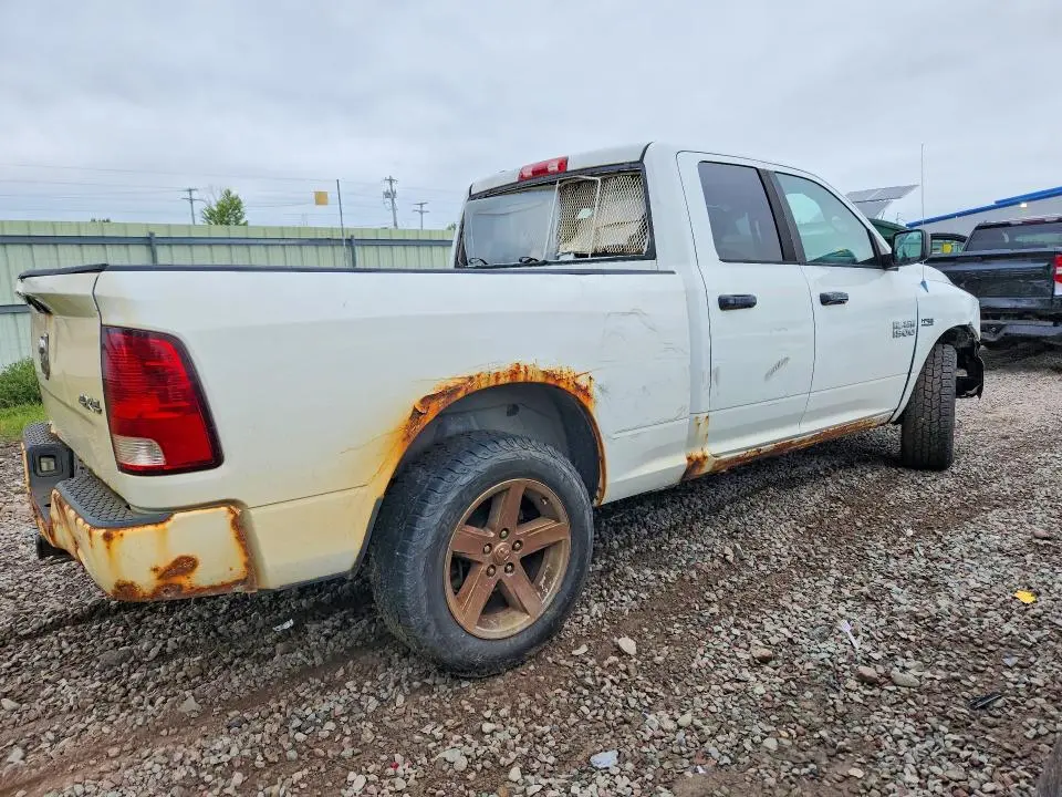 2013 RAM 1500 ST  