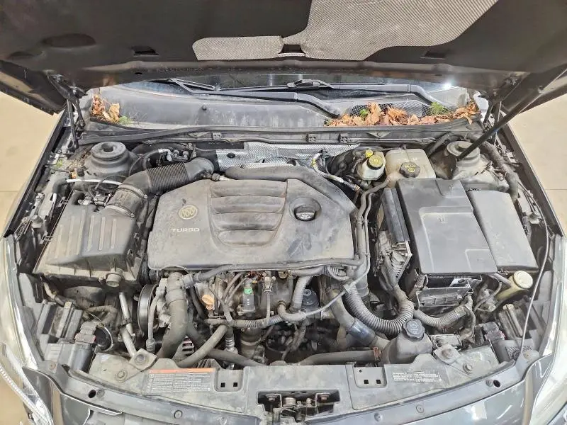 2011 BUICK REGAL CXL  