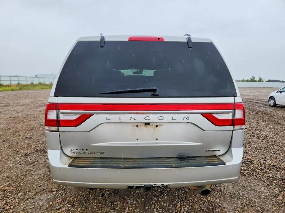 2016 LINCOLN NAVIGATOR SELECT  