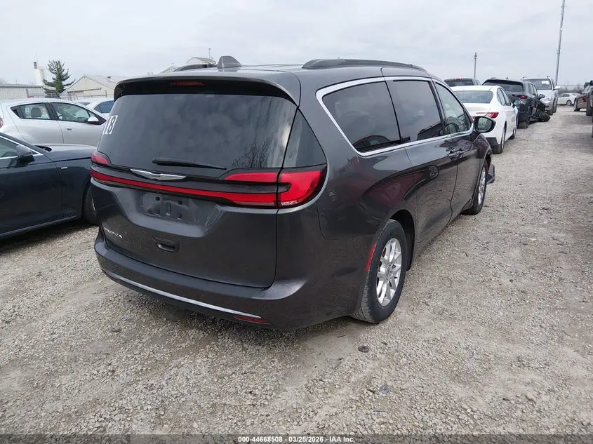 2022 CHRYSLER PACIFICA TOURING L