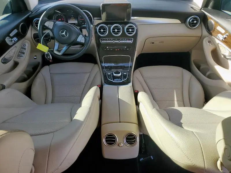 2017 MERCEDES-BENZ GLC 300  